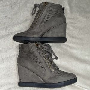 Shoe Dazzle Wedged Sneakers